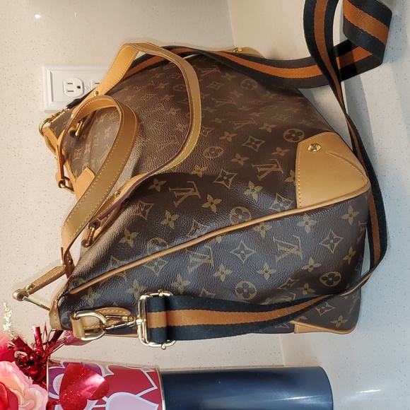 Louis Vuitton Brown and Tan Shoulder Bag - Picture 3 of 12